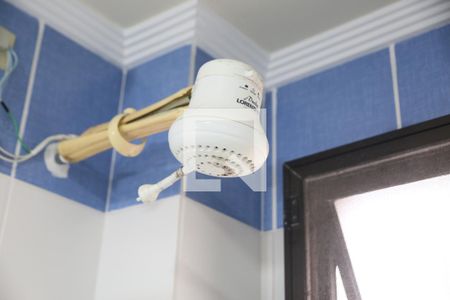 Banheiro social de apartamento para alugar com 2 quartos, 86m² em Cidade Ocian, Praia Grande