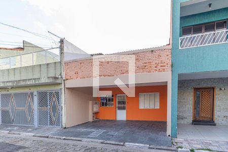 Casa à venda com 176m², 3 quartos e 2 vagasFachada