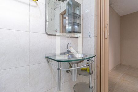 Casa à venda com 176m², 3 quartos e 2 vagasBanheiro da suíte