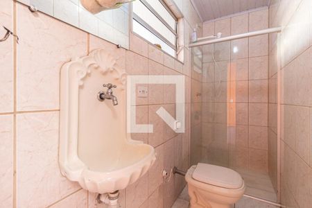 Casa à venda com 176m², 3 quartos e 2 vagasBanheiro de serviço