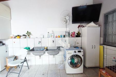 Casa à venda com 285m², 3 quartos e 5 vagas Casa à venda com 285m², 3 quartos e 5 vagasÁrea de Serviço