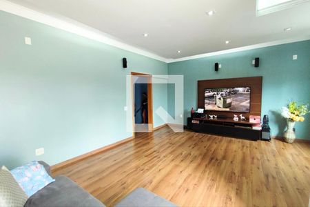 Sala de vídeo  de casa à venda com 3 quartos, 285m² em Jardim Nova Europa, Campinas