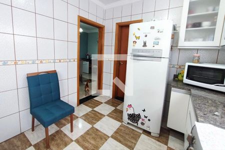 Casa à venda com 285m², 3 quartos e 5 vagas Casa à venda com 285m², 3 quartos e 5 vagasCozinha