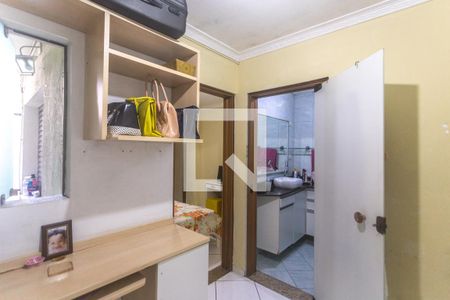 Casa à venda com 150m², 5 quartos e 2 vagasCloset suíte - casa 1