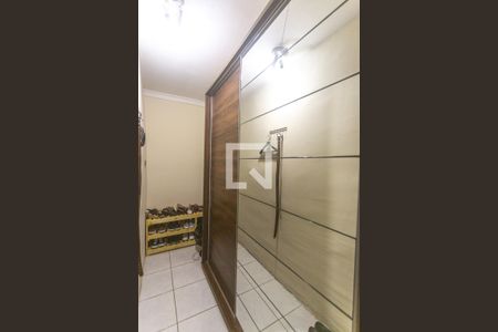 Casa à venda com 150m², 5 quartos e 2 vagasCloset quarto 1 - casa 2
