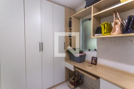 Casa à venda com 150m², 5 quartos e 2 vagasCloset suíte - casa 1
