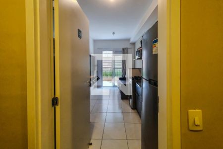 Hall de entrada  de apartamento para alugar com 1 quarto, 41m² em Cambuci, São Paulo