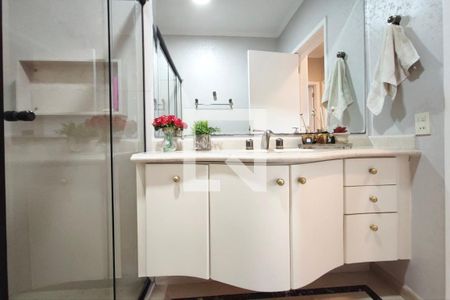 Apartamento à venda com 114m², 3 quartos e 1 vaga Apartamento à venda com 114m², 3 quartos e 1 vagaBanheiro