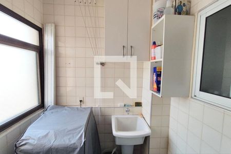Apartamento à venda com 114m², 3 quartos e 1 vaga Apartamento à venda com 114m², 3 quartos e 1 vagaÁrea de Serviço