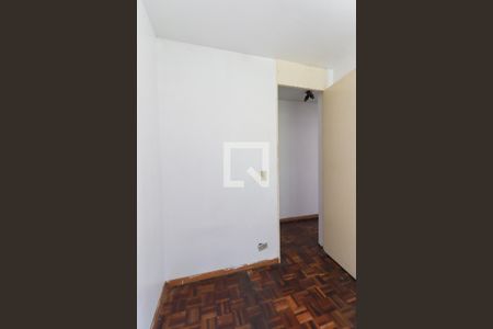 Quarto 1 de apartamento para alugar com 3 quartos, 70m² em Novo Mundo, Curitiba