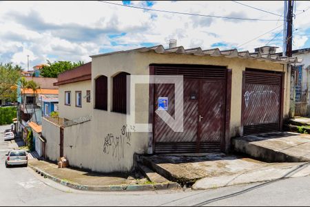 Casa à venda com 177m², 3 quartos e 3 vagasFachada