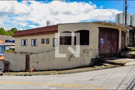 Casa à venda com 177m², 3 quartos e 3 vagasFachada