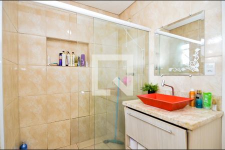 Casa à venda com 177m², 3 quartos e 3 vagasBanheiro da Suíte 2