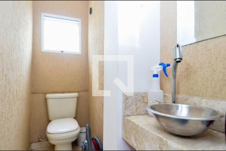 Lavabo  de casa à venda com 3 quartos, 177m² em Jardim Moreira, Guarulhos
