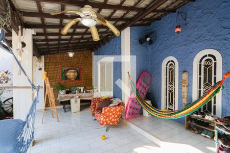 Casa de condomínio à venda com 350m², 5 quartos e 1 vagaVaranda