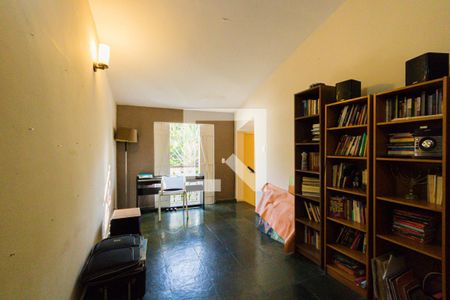 Casa de condomínio à venda com 350m², 5 quartos e 1 vagaHall