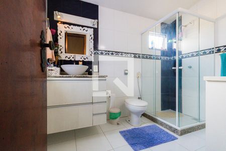 Casa de condomínio à venda com 350m², 5 quartos e 1 vagaBanheiro Social 2