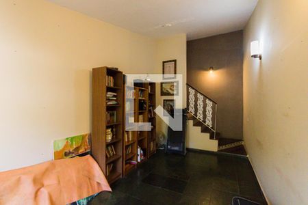 Casa de condomínio à venda com 350m², 5 quartos e 1 vagaHall