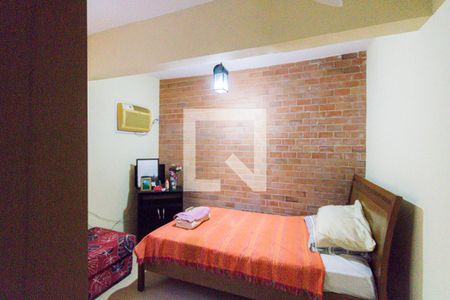 Casa de condomínio à venda com 350m², 5 quartos e 1 vagaQuarto 2