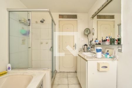Apartamento à venda com 345m², 4 quartos e 3 vagasBanheiro Social