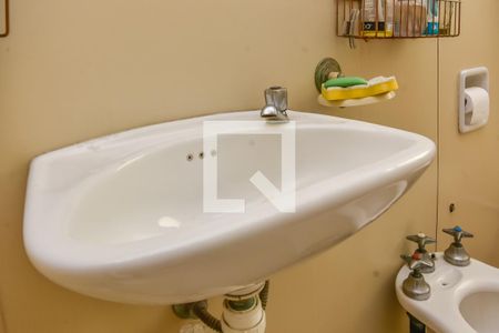 Apartamento à venda com 345m², 4 quartos e 3 vagasBanheiro de serviço