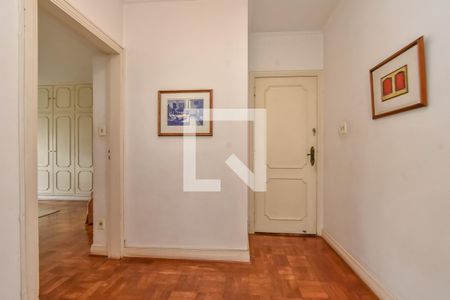 Apartamento à venda com 345m², 4 quartos e 3 vagasHall dos quartos