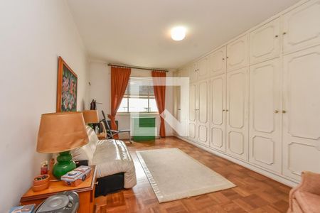 Apartamento à venda com 345m², 4 quartos e 3 vagasQuarto 2