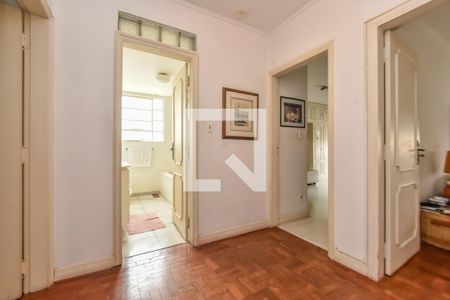 Apartamento à venda com 345m², 4 quartos e 3 vagasHall dos quartos