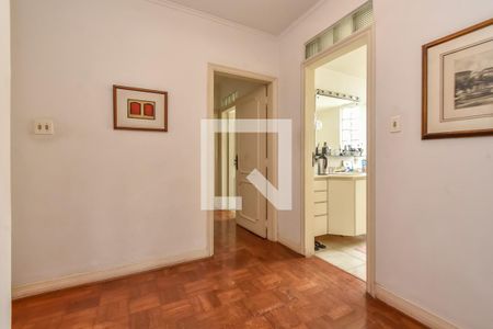 Apartamento à venda com 345m², 4 quartos e 3 vagasHall dos quartos