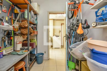 Apartamento à venda com 345m², 4 quartos e 3 vagasQuarto de Serviço 2