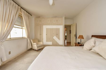 Apartamento à venda com 345m², 4 quartos e 3 vagasQuarto 4 - Suíte