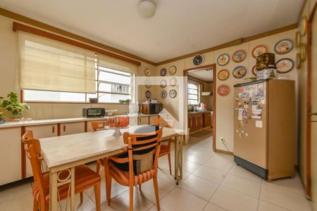 Apartamento à venda com 345m², 4 quartos e 3 vagasCopa