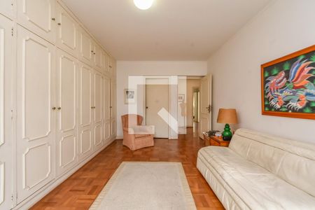 Apartamento à venda com 345m², 4 quartos e 3 vagasQuarto 2