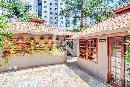 Apartamento para alugar com 110m², 3 quartos e 2 vagas Apartamento para alugar com 110m², 3 quartos e 2 vagasÁrea comum - Churrasqueira