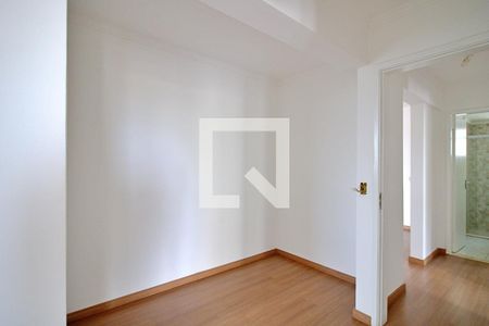 Apartamento para alugar com 110m², 3 quartos e 2 vagas Apartamento para alugar com 110m², 3 quartos e 2 vagasSuíte