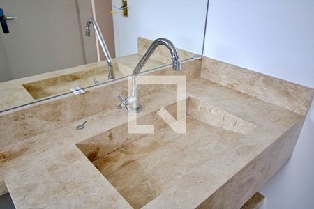 Apartamento para alugar com 110m², 3 quartos e 2 vagas Apartamento para alugar com 110m², 3 quartos e 2 vagasBanheiro da Suíte