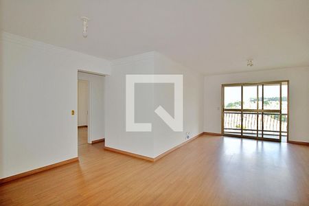 Sala de apartamento para alugar com 3 quartos, 110m² em Chácara Agrindus, Taboão da Serra