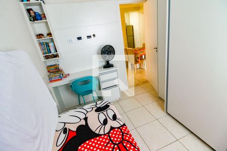 Quarto 1 de apartamento à venda com 3 quartos, 58m² em Parque Marabá, Taboão da Serra