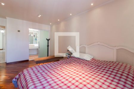 Apartamento à venda com 480m², 3 quartos e 3 vagas Apartamento à venda com 480m², 3 quartos e 3 vagasSuíte