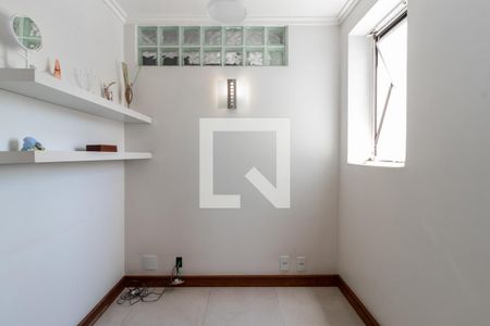 Apartamento à venda com 480m², 3 quartos e 3 vagas Apartamento à venda com 480m², 3 quartos e 3 vagasEscritório