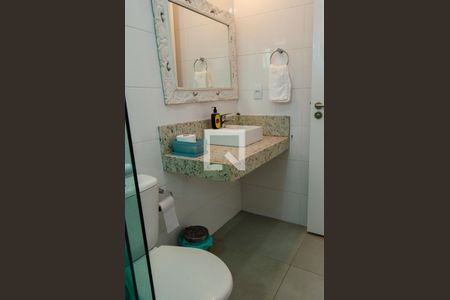 Apartamento à venda com 120m², 2 quartos e 2 vagasBanheiro da Suite 2 