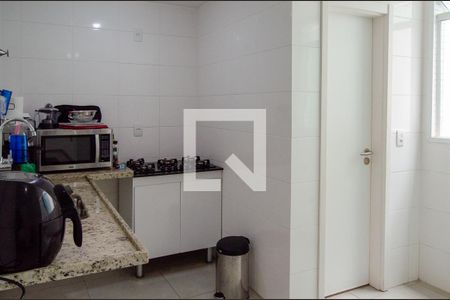 Apartamento à venda com 120m², 2 quartos e 2 vagasCozinha