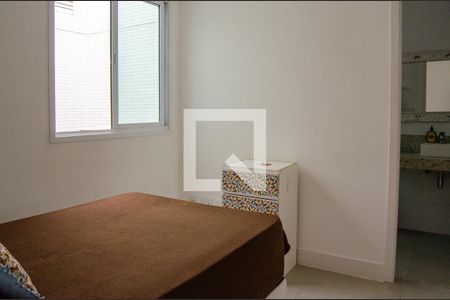 Apartamento à venda com 120m², 2 quartos e 2 vagasSuite 2