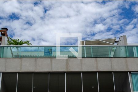 Apartamento à venda com 120m², 2 quartos e 2 vagasFachada