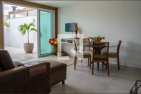 Apartamento à venda com 120m², 2 quartos e 2 vagasSala