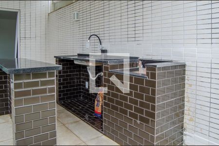 Apartamento à venda com 120m², 2 quartos e 2 vagasChurrasqueira