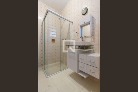 Casa à venda com 380m², 2 quartos e 8 vagasBanheiro