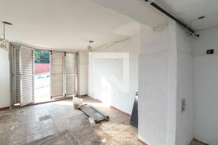 Garagem de casa para alugar com 2 quartos, 150m² em Parque Peruche, São Paulo