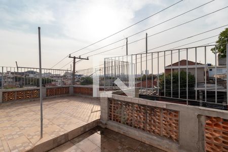 Quintal Superior de casa para alugar com 2 quartos, 150m² em Parque Peruche, São Paulo