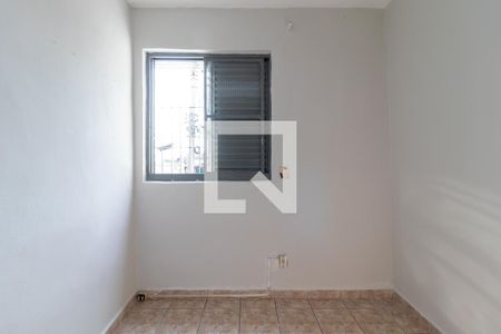 Quarto 2 de casa para alugar com 2 quartos, 150m² em Parque Peruche, São Paulo